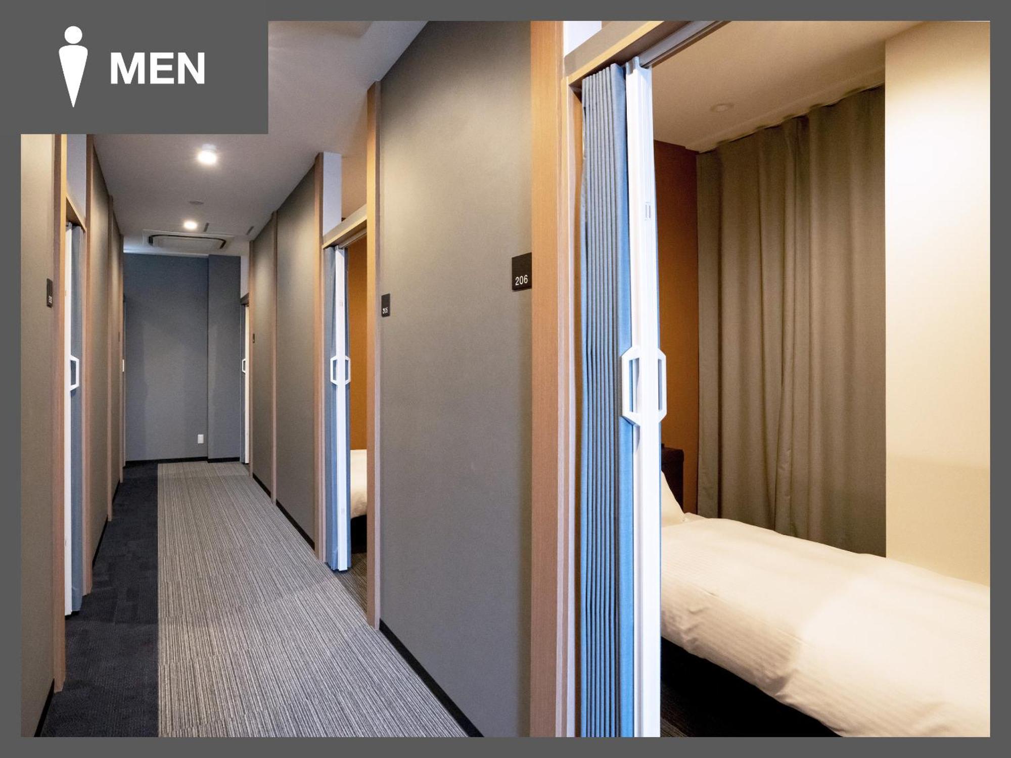 R9 Hostel Tochigi Ekimae - Male Only Eksteriør billede