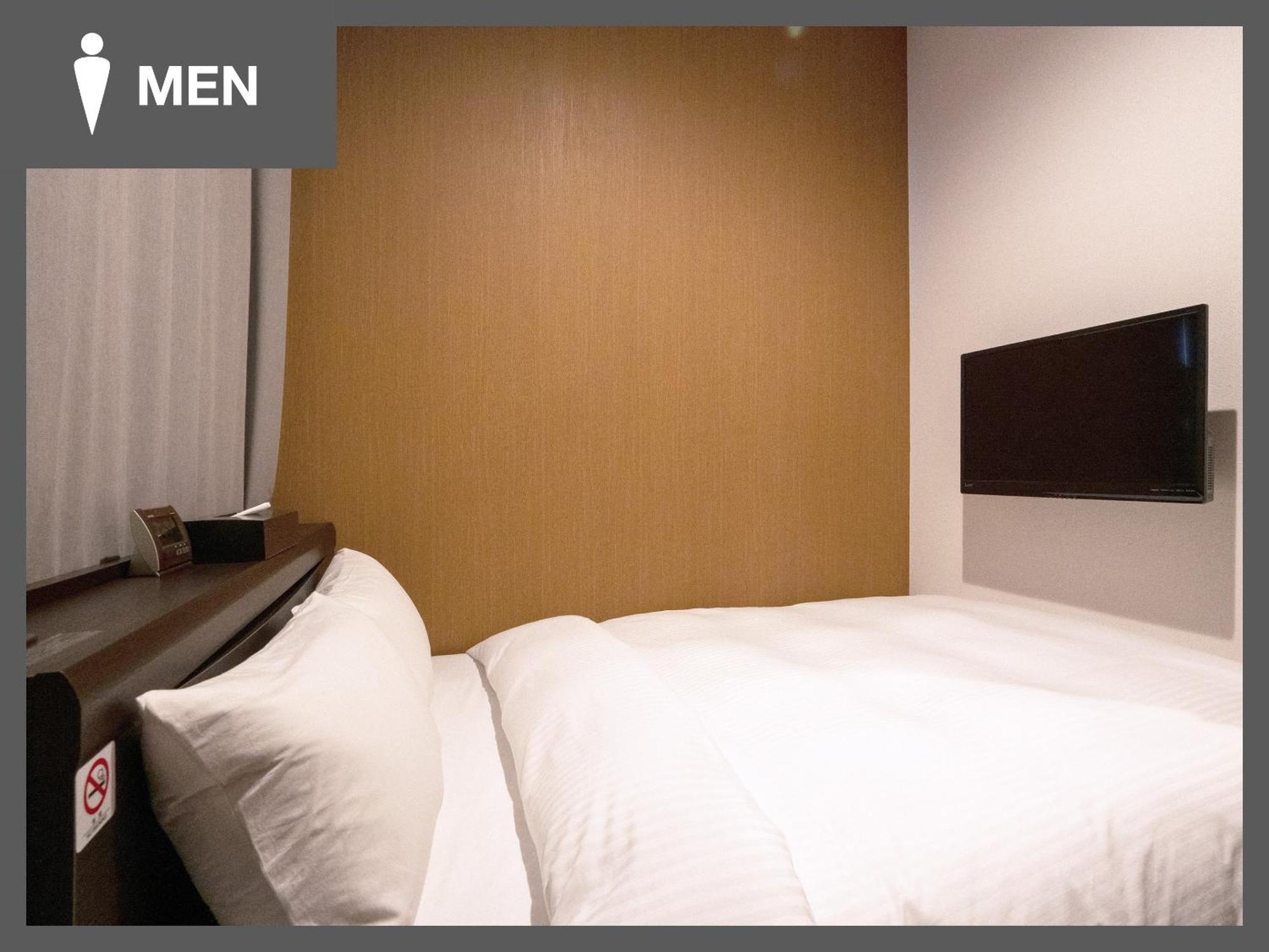 R9 Hostel Tochigi Ekimae - Male Only Eksteriør billede